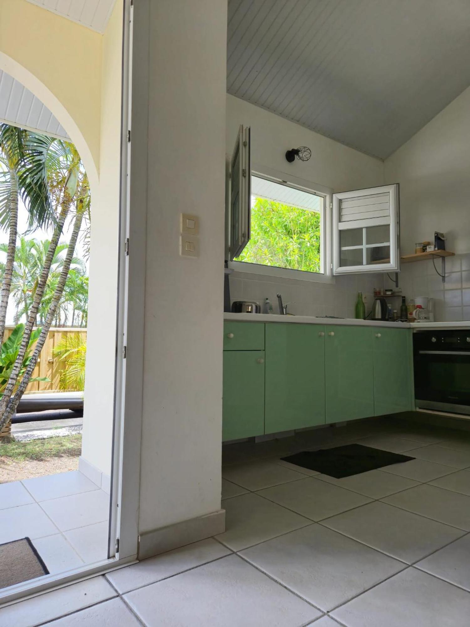 Maison Charmante A Sainte-Anne Avec Jardin Et Pergola En Bois. Ngoại thất bức ảnh